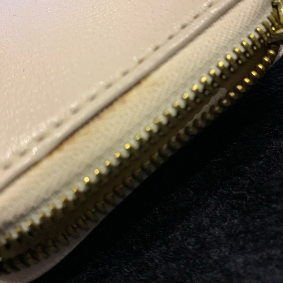 MICHAEL KORS Vanilla Gold Studded Long Wallet - Picture 12 of 14